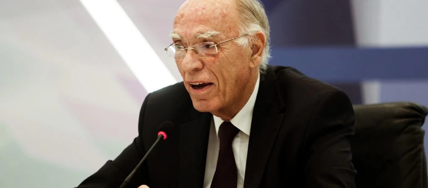 Συνεχίζει να νοσηλεύεται στη ΜΕΘ του «Ευαγγελισμού» ο Β.Λεβέντης